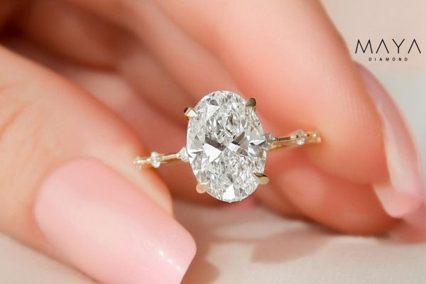 Vì sao kích thước kim cương tròn, trái tim, pear, oval, radiant, emerald thường được đề xuất?