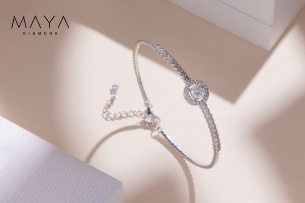 Trải nghiệm mua sắm đẳng cấp tại Maya Diamond