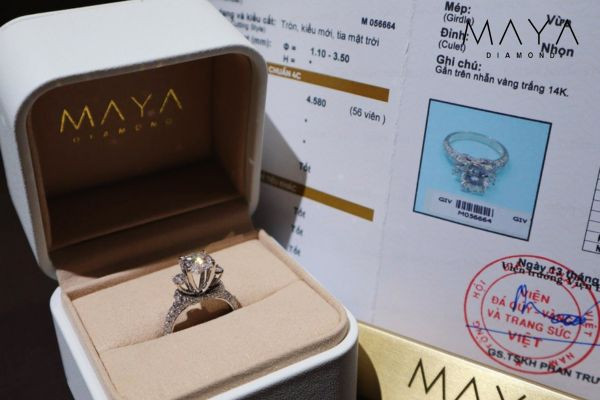 Kim cương nhân tạo tại Maya Diamond