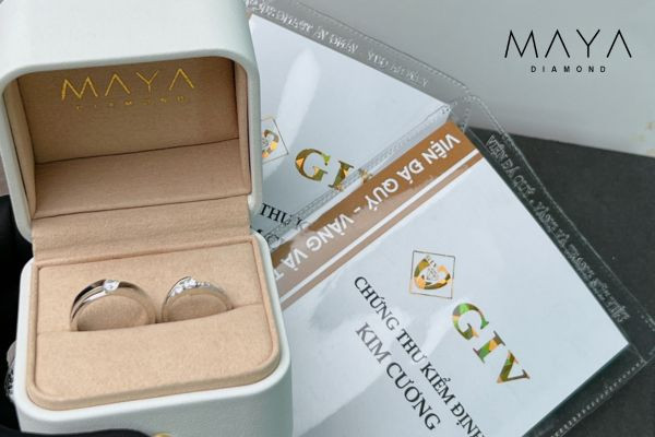 Mua kim cương nhân tạo uy tín tại Maya Diamond