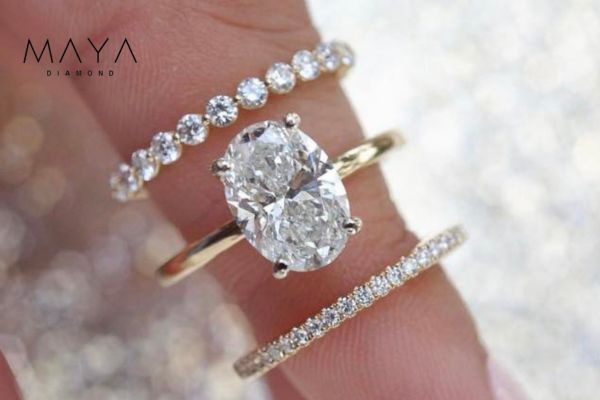 Kim cương Moissanite là gì?