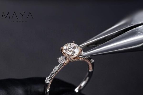 Các tính chất của đá Moissanite