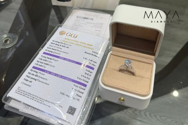 Kim cương nuôi cấy tại Maya đều đi kèm giấy kiểm định