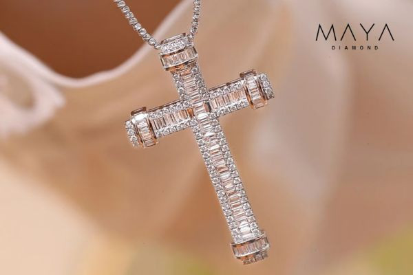 Dây chuyền mặt thánh giá 