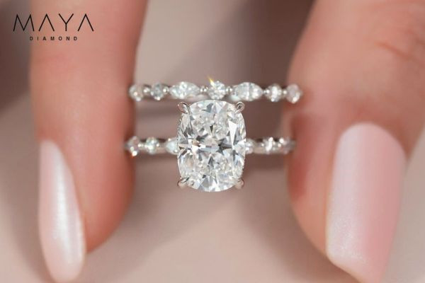 Những lưu ý khi đặt mua nhẫn kim cương