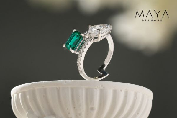 Nhẫn Toi et moi Pear và Emerald