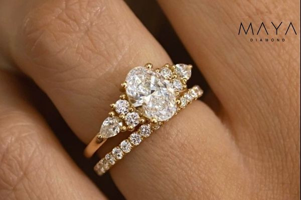 Kim cương moissanite 1 carat có bán lại được không?