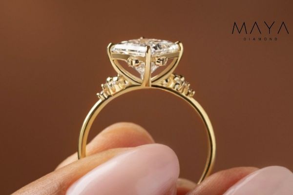 Mô tả sản phẩm kim cương moissanite 12 ly