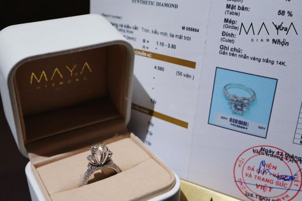 Giấy kiểm định -  Kim cương moissanite có bán lại được không?