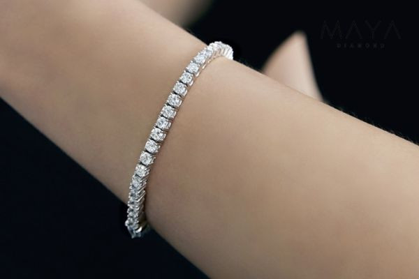 Lắc tay kim cương tennis