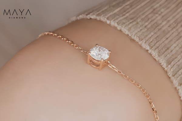 Bí quyết lựa chọn lắc tay kim cương đi làm hàng ngày