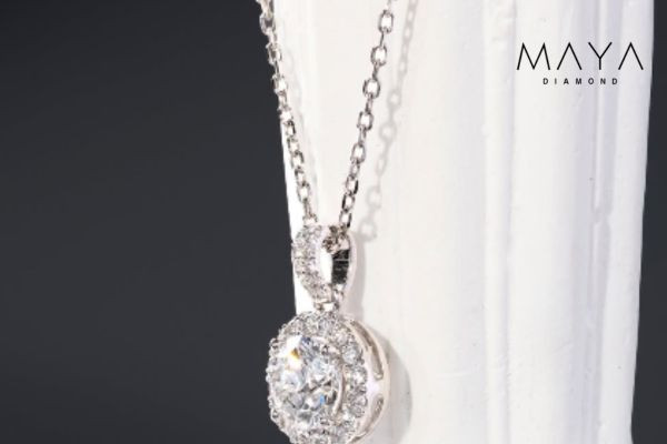 Dây chuyền kim cương nhân tạo