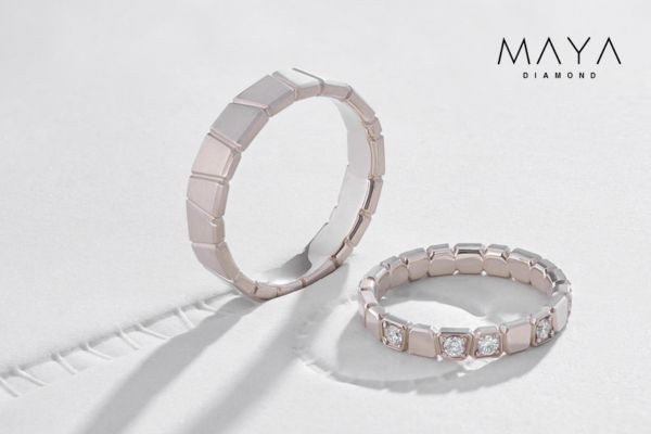 Nhẫn cưới hình khối hiện đại