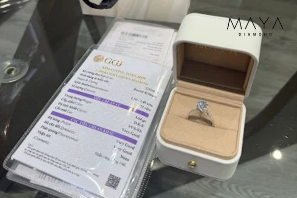 Kim cương nuôi cấy có đầy đủ kiểm định