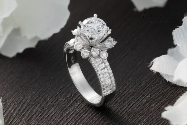 “Crown Blossom” – Vương miện của đóa hoa kiêu hãnh