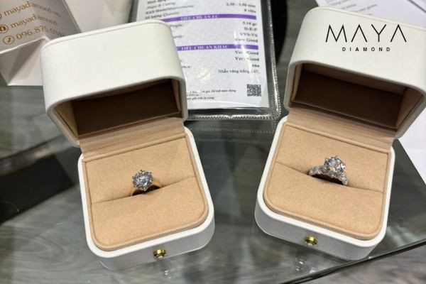 Kim cương đầy đủ kiểm định tại Maya