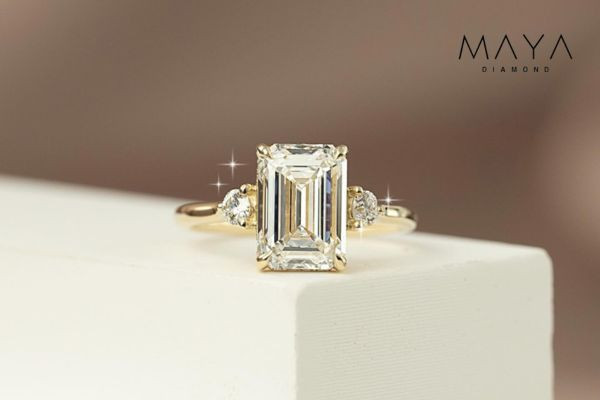 Nhẫn cầu hôn cho Kim Ngưu