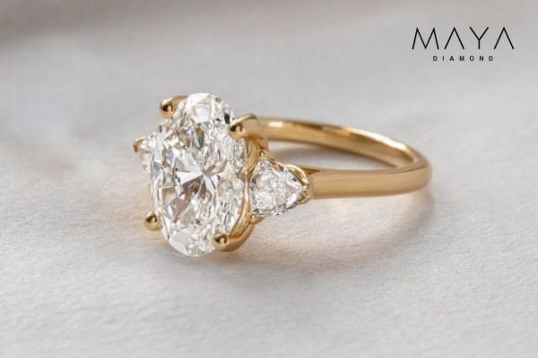 Nhẫn Oval Trilogy vàng