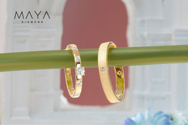 Cặp nhẫn cưới vàng kim cương nhân tạo