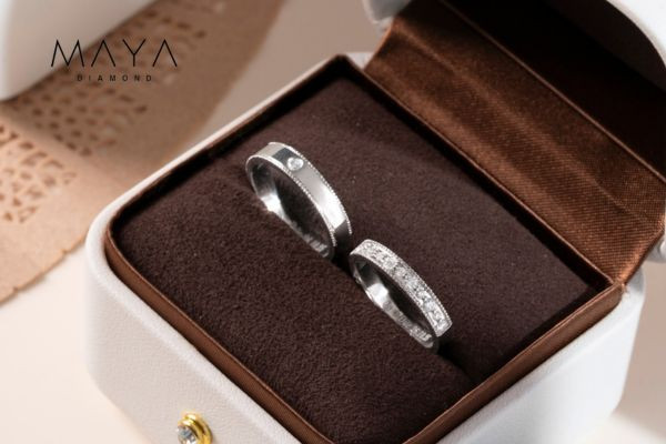 Cặp nhẫn cưới bạch kim kim cương nhân tạo 