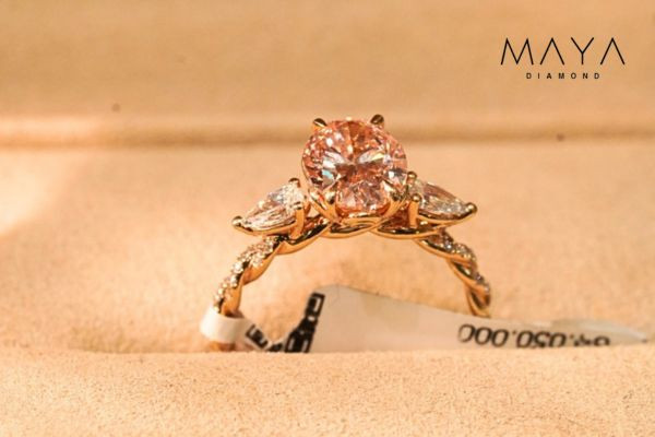 Nhẫn Round Trilogy 