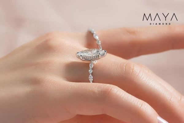 Nhẫn cầu hôn cho người mệnh Thuỷ