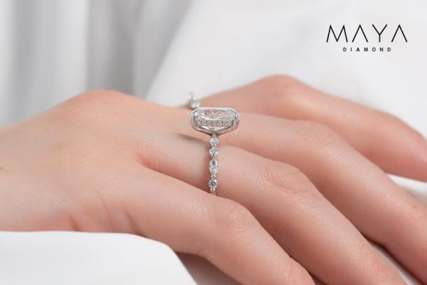 Vàng trắng mang lại vẻ đẹp hiện đại