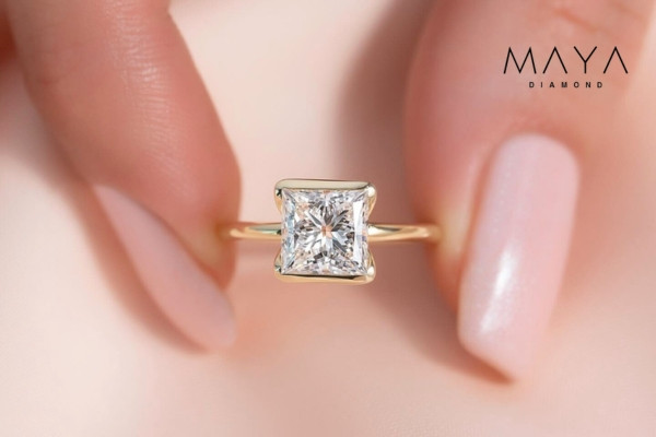 Nhẫn kim cương dáng Bezel setting là gì?