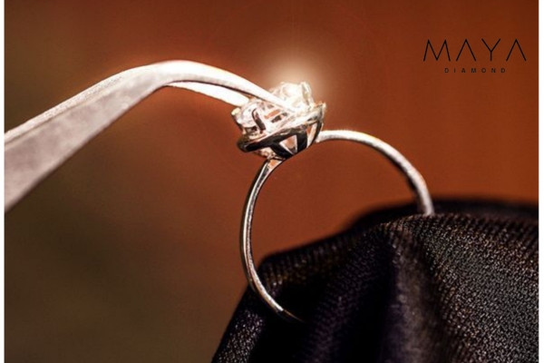 Lưu ý tinh tế khi chọn nhẫn cushion cut