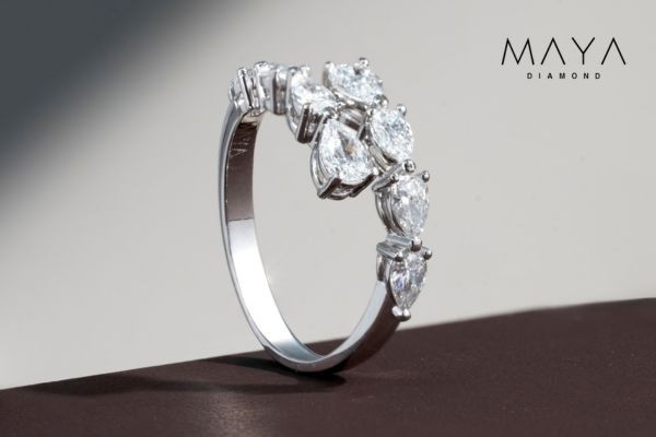 Vẻ đẹp sang trọng với sức hút khó cưỡng