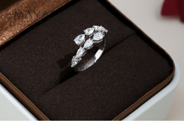 Nhẫn Floral Symphony – Bản giao hưởng của ánh sáng và hoa