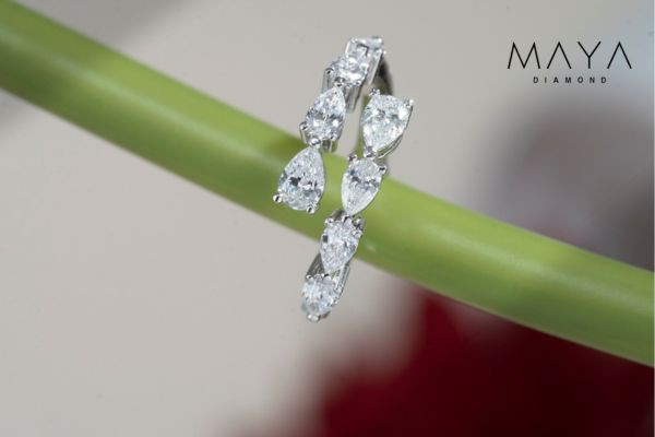 Xu hướng kim cương nhân tạo vàng trắng