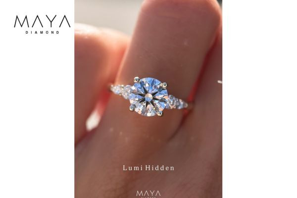 Nhẫn solitaire 4 chấu cổ điển