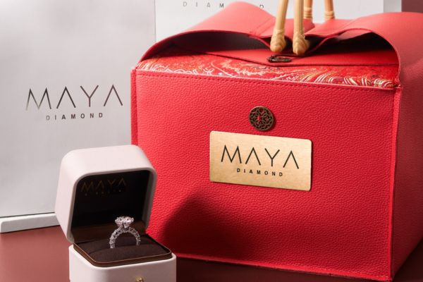 Maya Diamond không chỉ bán sản phẩm mà còn bán sự an tâm