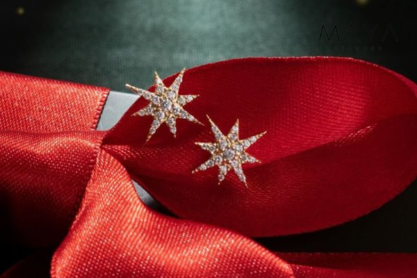 Trang sức kim cương cho Giáng sinh tại Maya Diamond