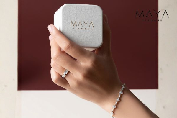 Trang sức kim cương sang trọng tặng Valentine